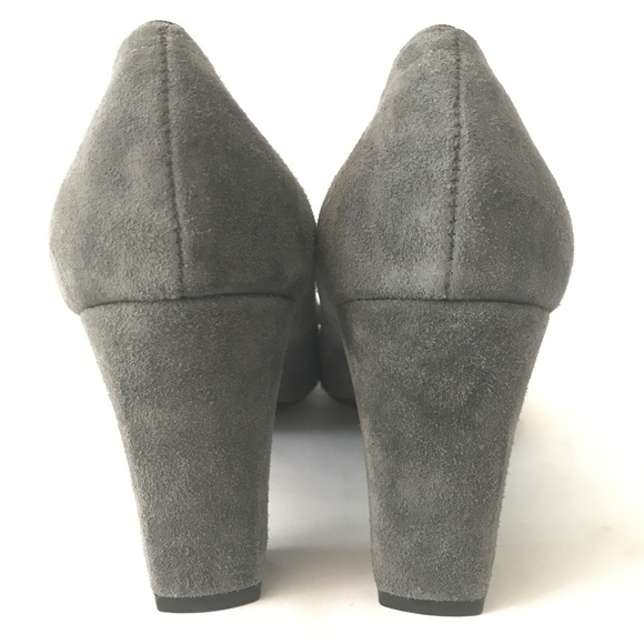 Adrienne Vittadini Pezant Grey Suede Heeled Loafer Style Pumps NWOT - Picture 7 of 13